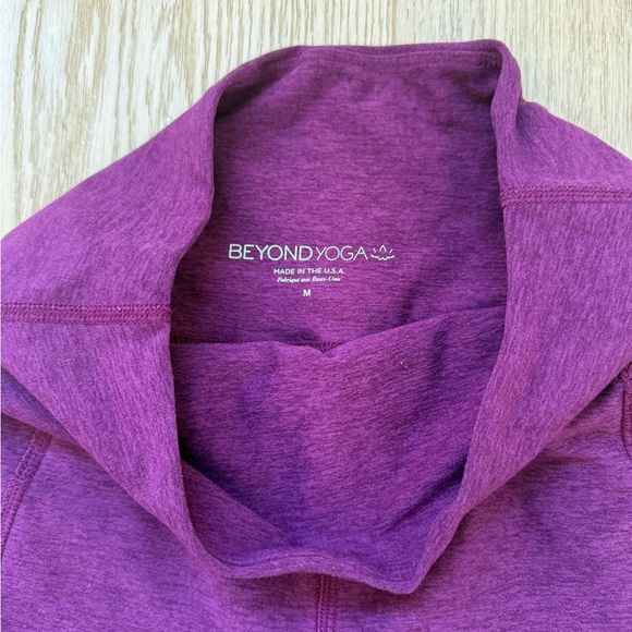 Beyond Yoga Leggings - Picture 7 of 8